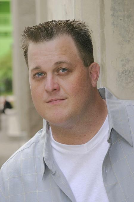 Billy Gardell